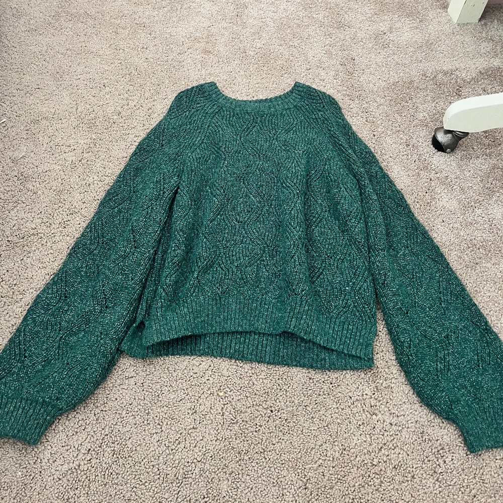 Old Navy Green Knit Sweater